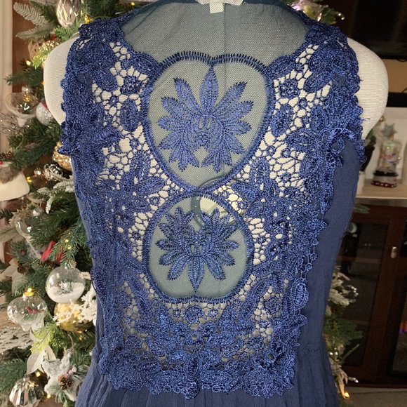 IT Girl Lace Back Women's Blouse - Picture 12 of 15